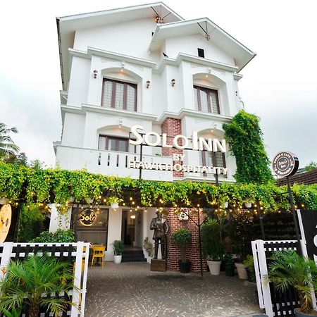 Solo Inn By Hawk Hospitality Kochi Kültér fotó