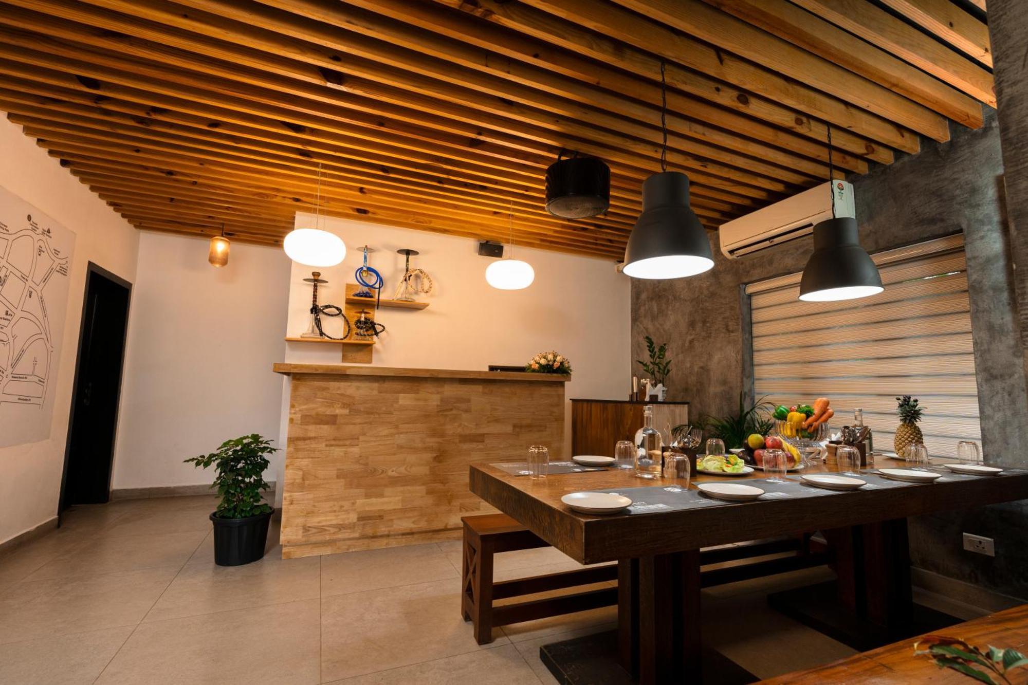 Solo Inn By Hawk Hospitality Kochi Kültér fotó