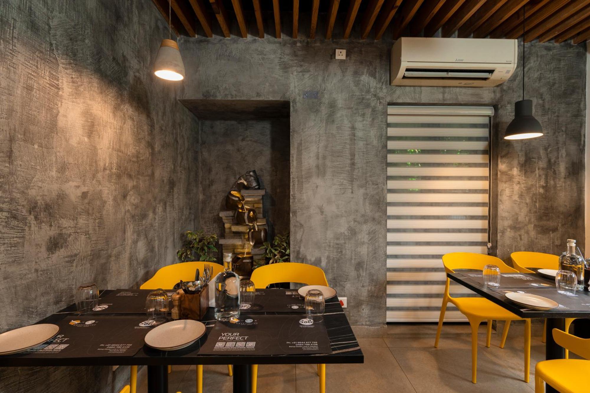 Solo Inn By Hawk Hospitality Kochi Kültér fotó