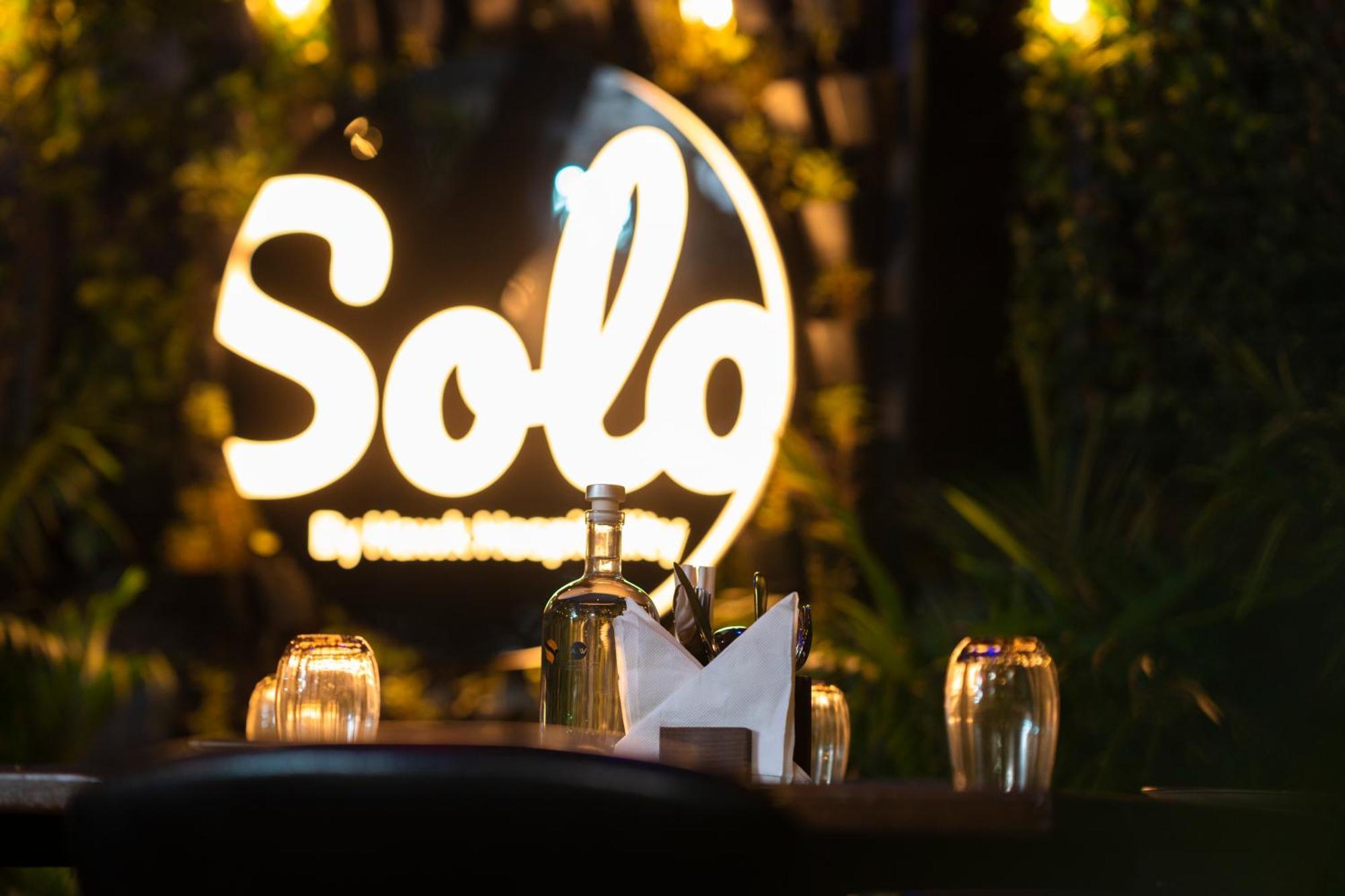 Solo Inn By Hawk Hospitality Kochi Kültér fotó